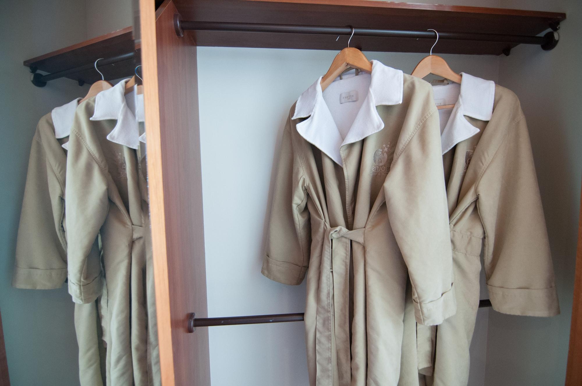Enjoy Coquimbo Hotel Bagian luar foto Bathrobes