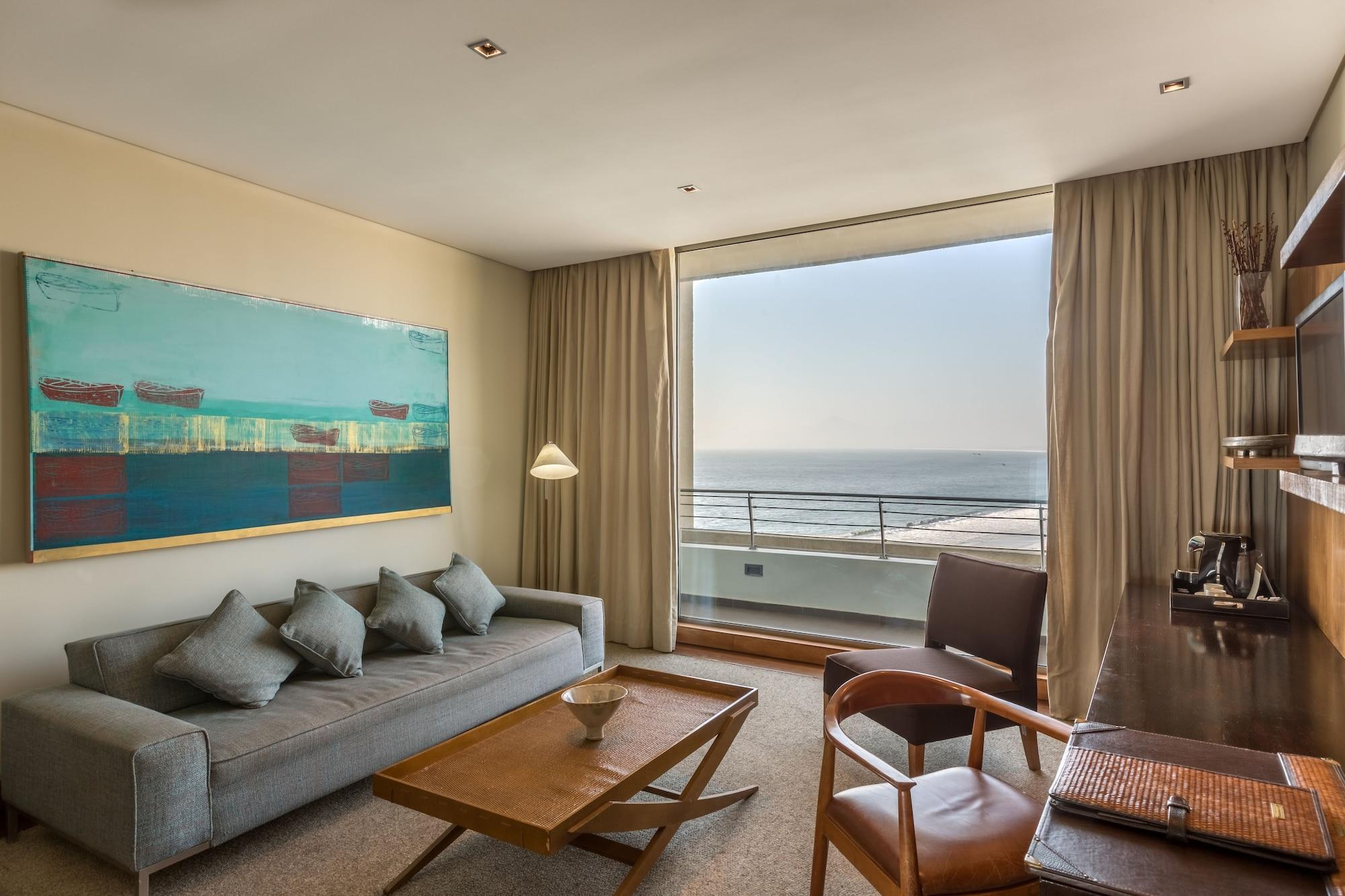 Enjoy Coquimbo Hotel Bagian luar foto A suite at the InterContinental Chennai Marina