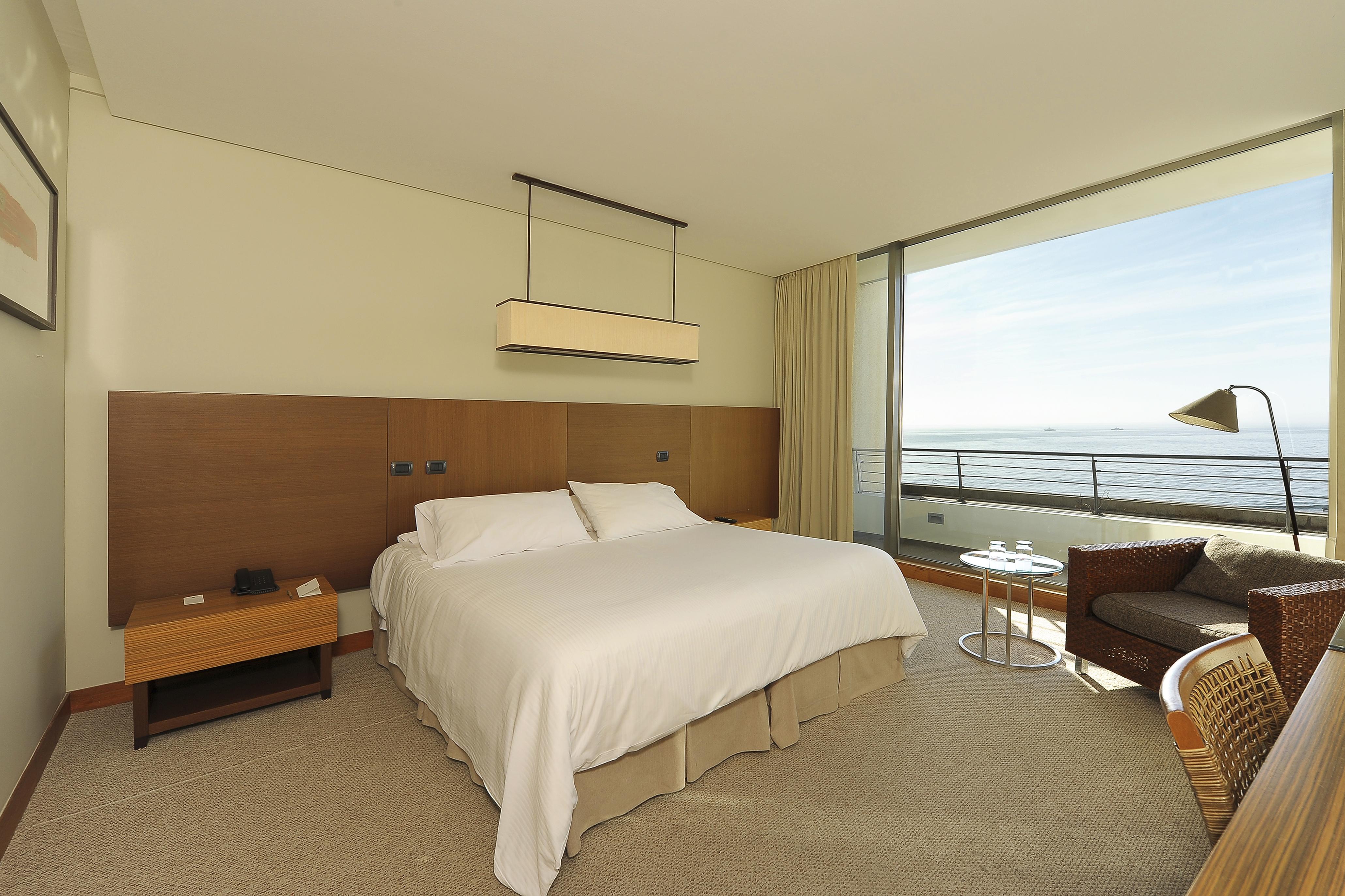 Enjoy Coquimbo Hotel Bagian luar foto A bedroom at the InterContinental Santiago
