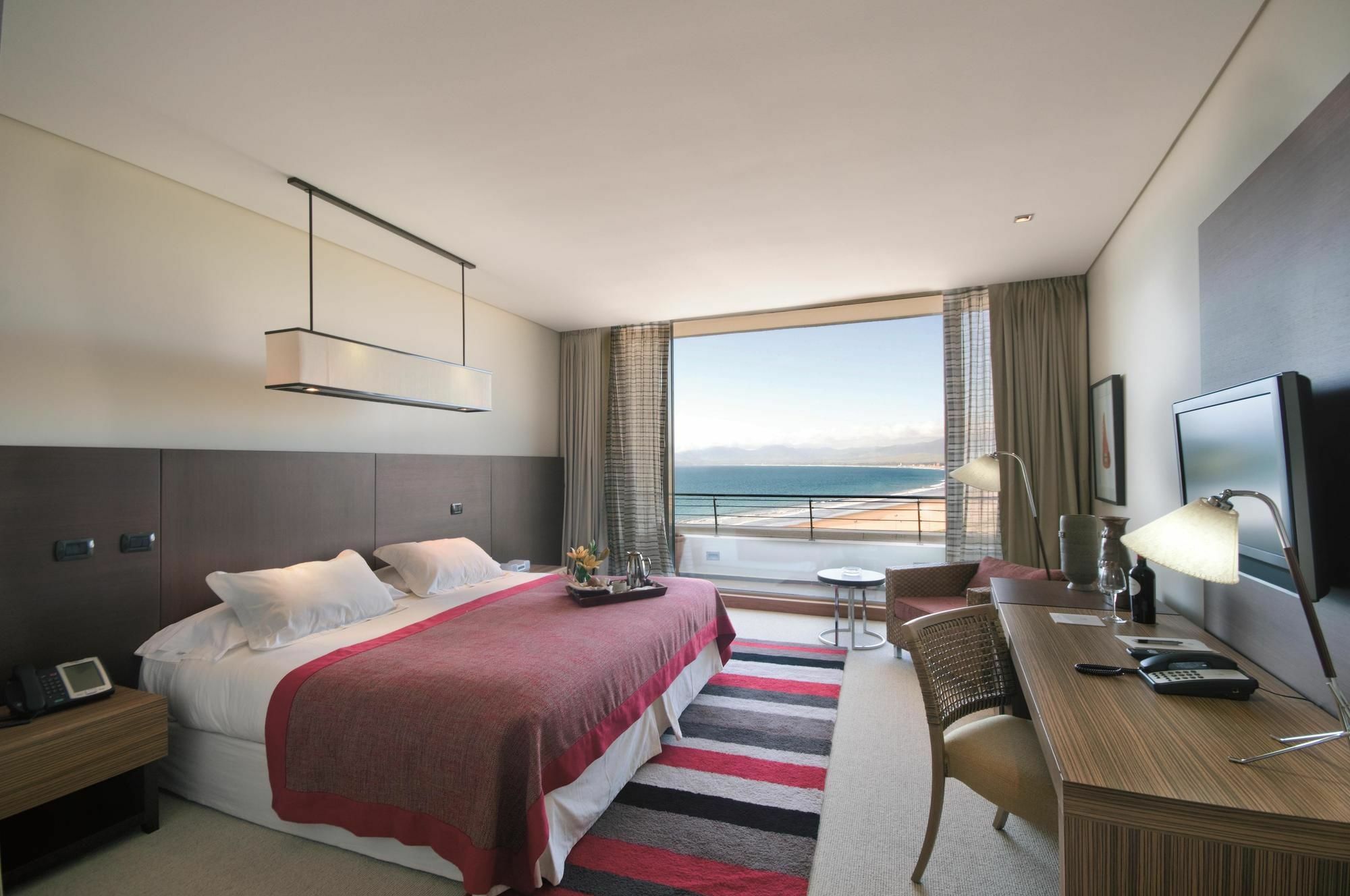 Enjoy Coquimbo Hotel Bagian luar foto A room at the Dead Sea