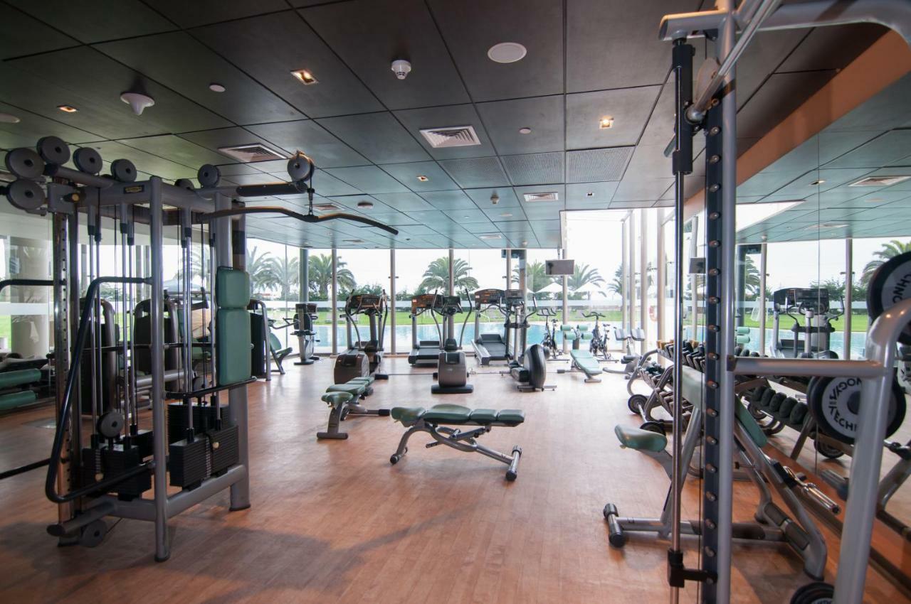 Enjoy Coquimbo Hotel Bagian luar foto The gym at the InterContinental Sanctuary Cove Resort