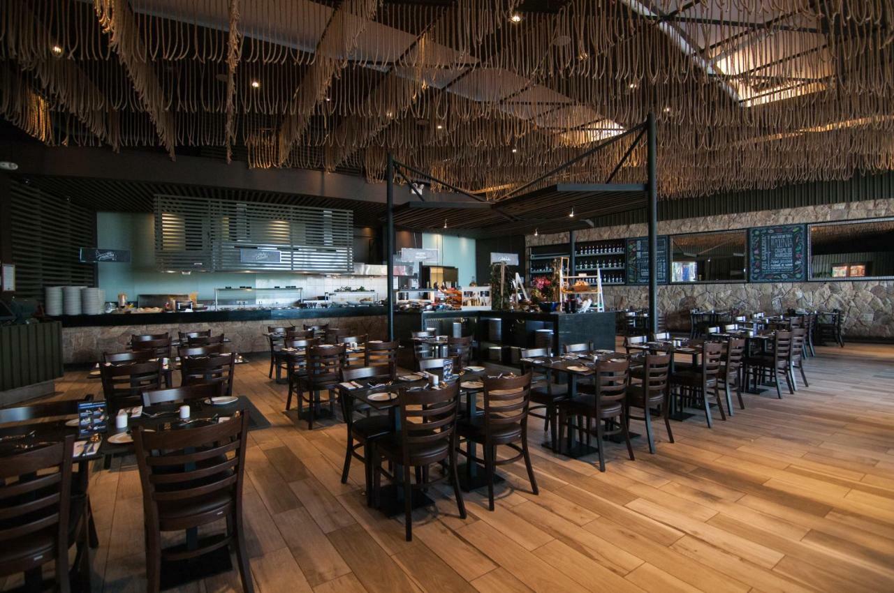 Enjoy Coquimbo Hotel Bagian luar foto Interior of the restaurant